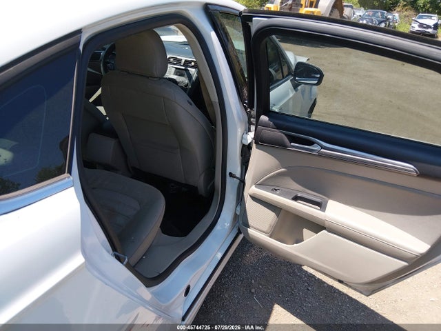 2018 FORD FUSION SE 8