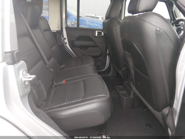 2023 JEEP WRANGLER 4-DOOR SAHARA 4X4 8