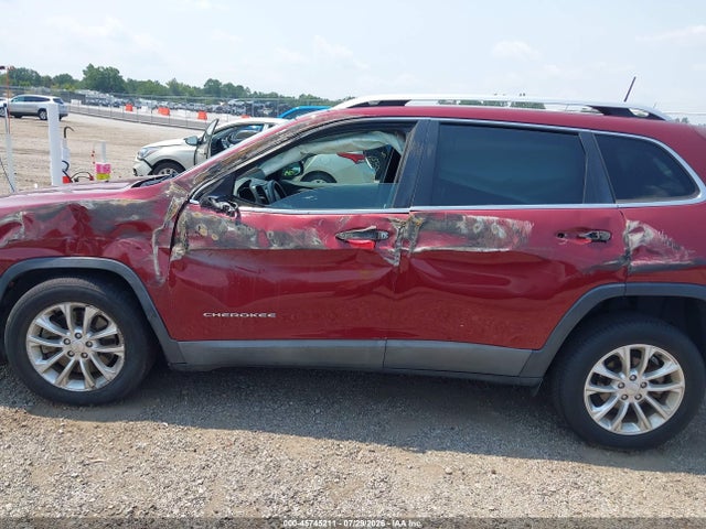 2019 JEEP CHEROKEE LATITUDE FWD 6