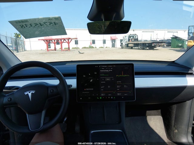 2023 TESLA MODEL Y RWD 17