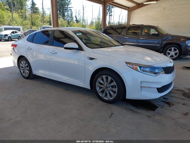 2017 KIA OPTIMA LX