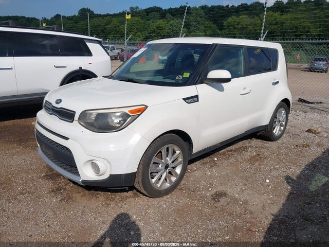 صورة 2 لـ 2017 KIA SOUL +