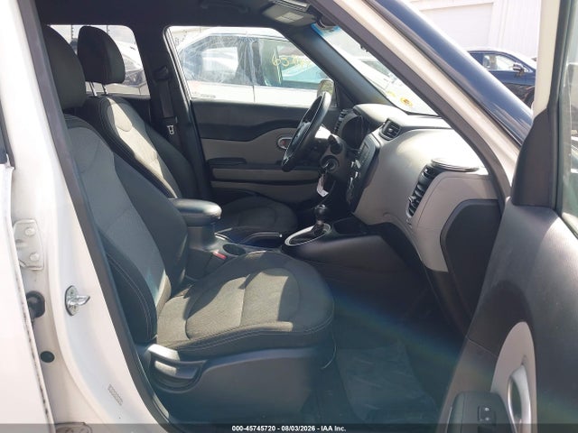 صورة 5 لـ 2017 KIA SOUL +