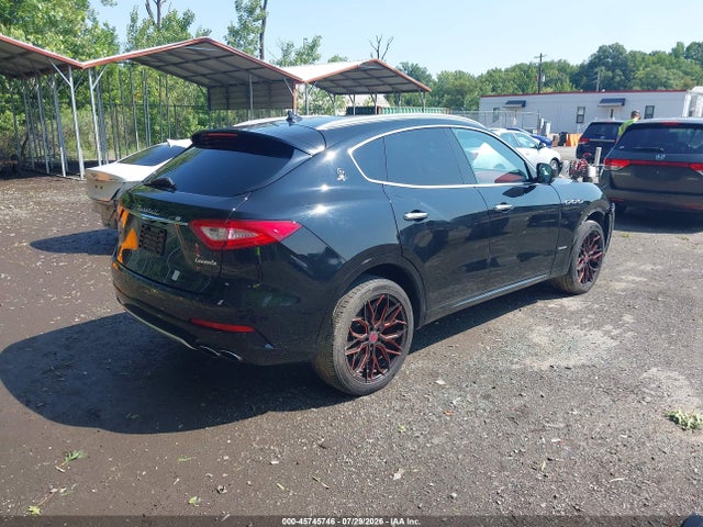 2019 MASERATI LEVANTE GRANLUSSO 4