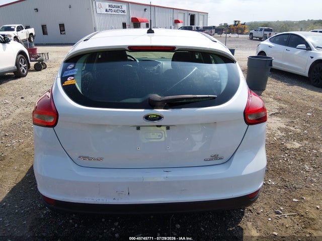 صورة 16 لـ 2016 FORD FOCUS SE