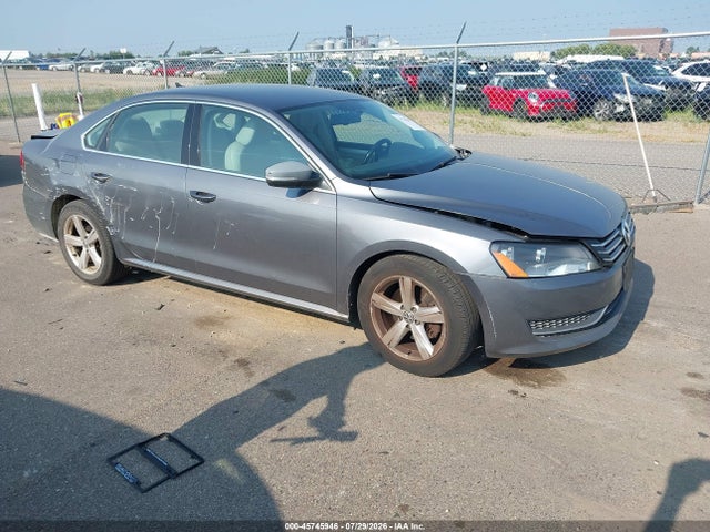 2012 VOLKSWAGEN PASSAT 2.5L SE