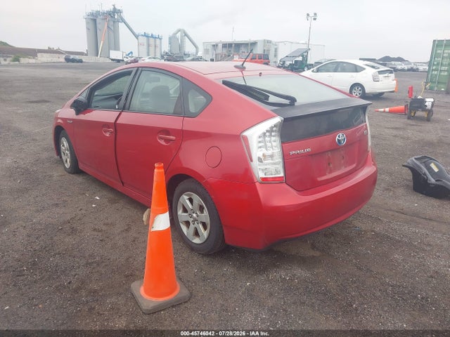 صورة 3 لـ 2011 Toyota PRIUS TWO