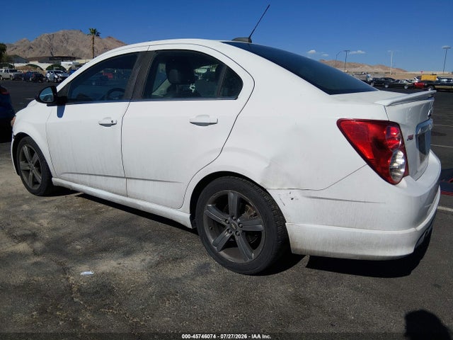 صورة 2 لـ 2015 Chevrolet SONIC RS AUTO