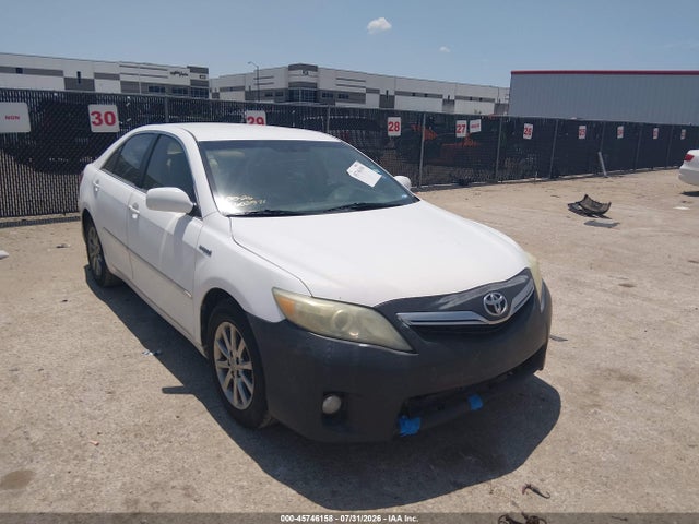 2010 TOYOTA CAMRY 
