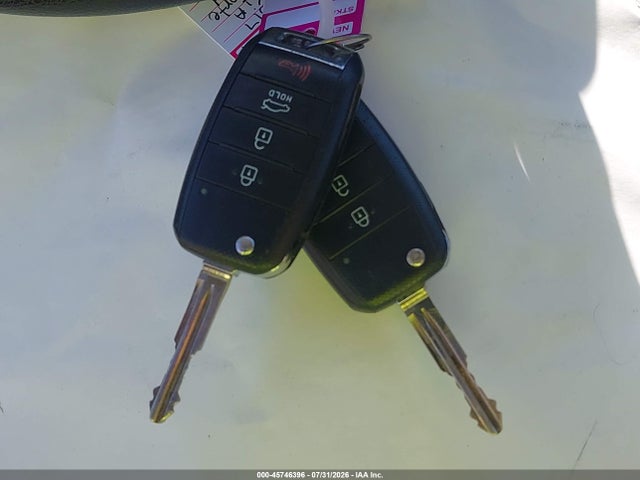 2017 KIA FORTE LX — миниатюра 11