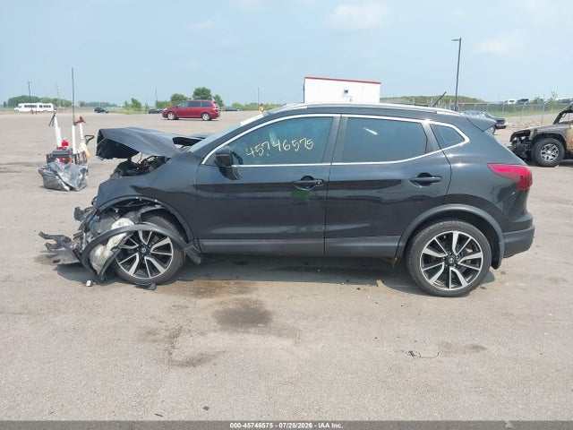 2017 NISSAN ROGUE SPORT SL 15
