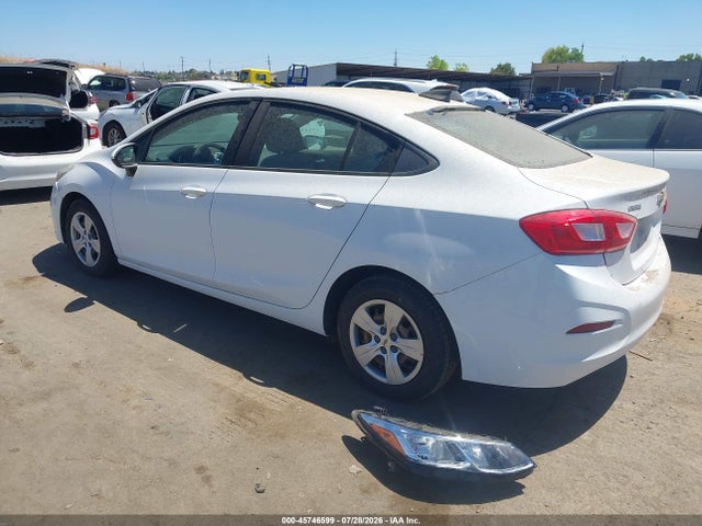صورة 3 لـ 2016 Chevrolet CRUZE LS AUTO