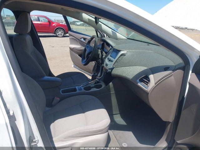 صورة 5 لـ 2016 Chevrolet CRUZE LS AUTO