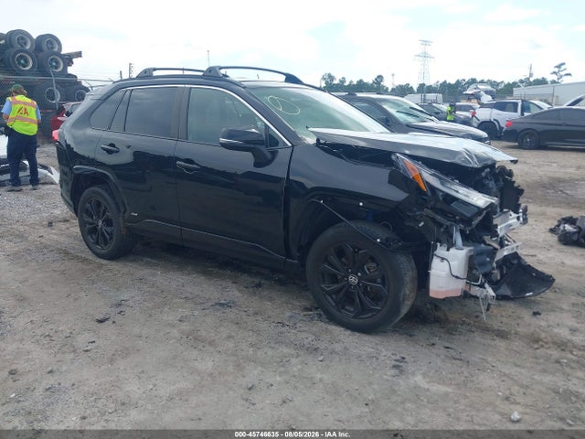 2023 TOYOTA RAV4 SE