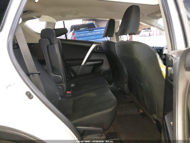 2017 TOYOTA RAV4 LE 8