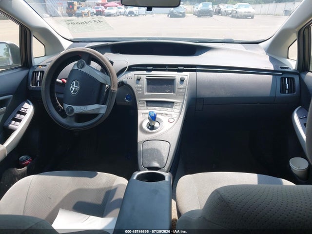2012 Toyota PRIUS THREE — миниатюра 17