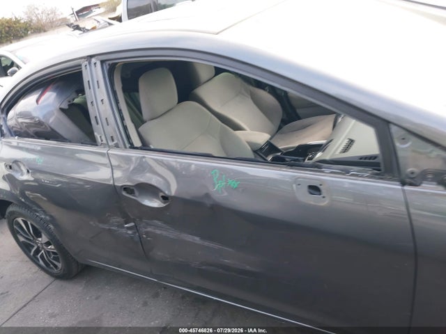 صورة مصغرة 14 لـ 2013 Honda CIVIC EX