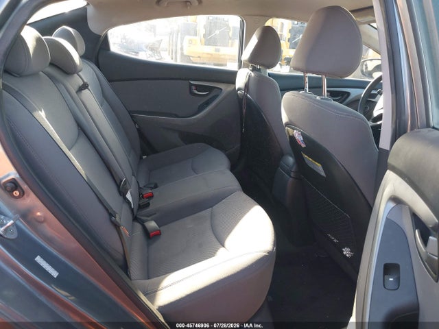 2016 Hyundai ELANTRA SE — фото 8