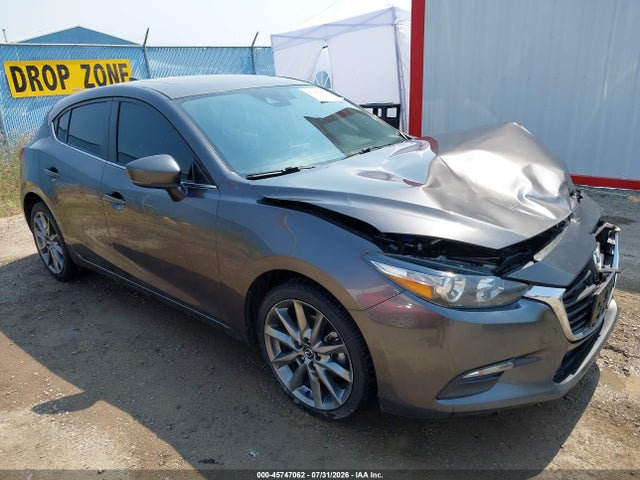 2018 MAZDA MAZDA3 TOURING