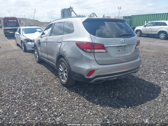 2017 HYUNDAI SANTA FE SE 3