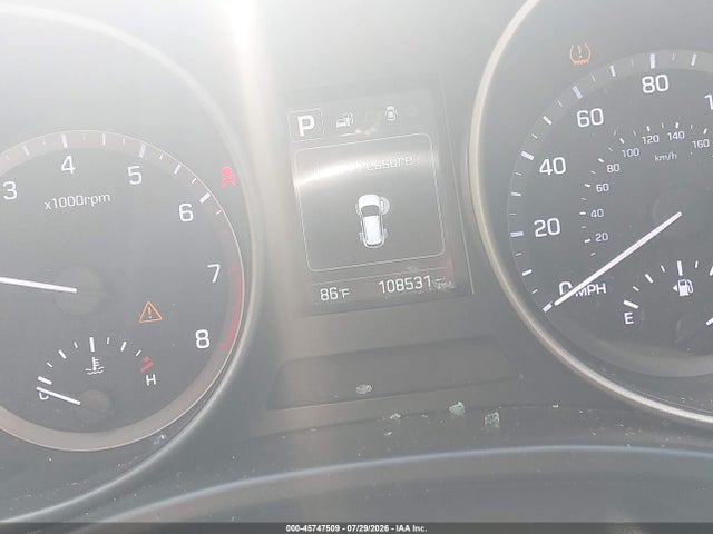 2017 HYUNDAI SANTA FE SE 7
