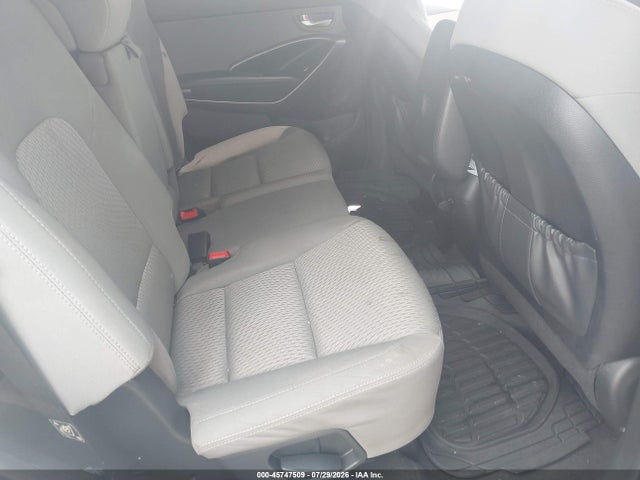 2017 HYUNDAI SANTA FE SE 8