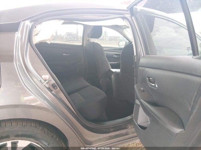 2023 NISSAN SENTRA SV XTRONIC CVT 8