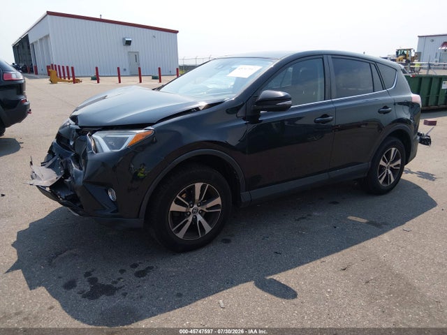 2018 TOYOTA RAV4 XLE 2