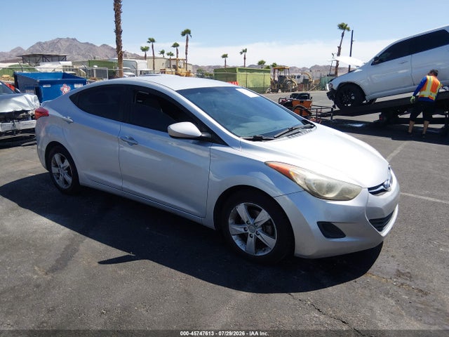 صورة 1 لـ 2013 Hyundai ELANTRA GLS