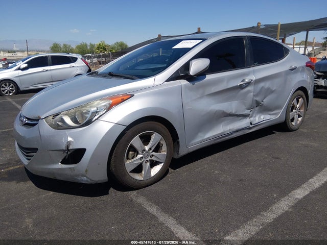 صورة 2 لـ 2013 Hyundai ELANTRA GLS