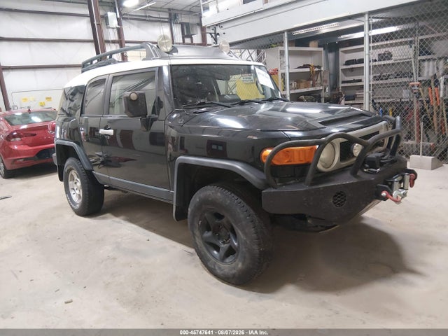 2008 TOYOTA FJ CRUISER 