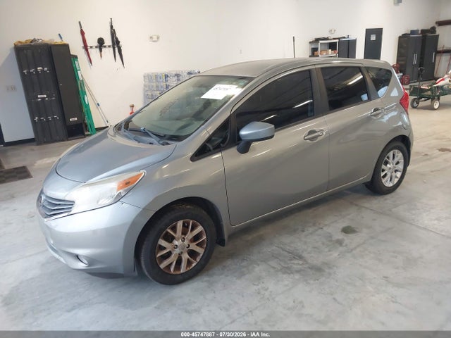 2015 Nissan VERSA NOTE SV photo 2