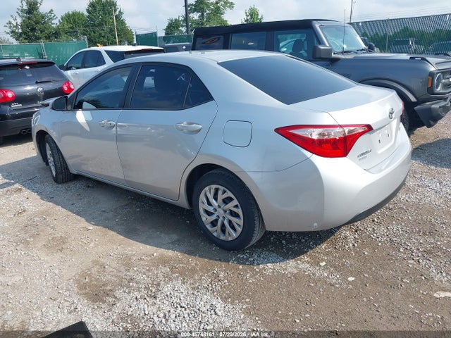 2017 TOYOTA COROLLA LE 3