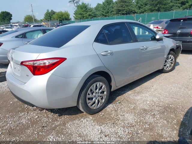 2017 TOYOTA COROLLA LE 4