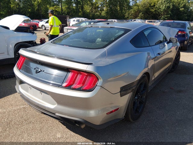 2020 FORD MUSTANG ECOBOOST PREMIUM FASTBACK 4