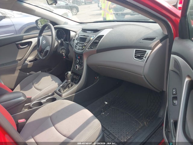 صورة 5 لـ 2015 Hyundai ELANTRA SE