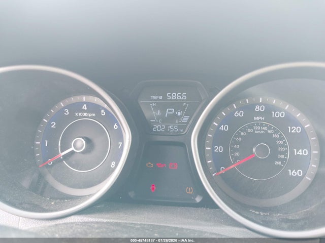 صورة 7 لـ 2015 Hyundai ELANTRA SE