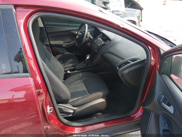 2017 FORD FOCUS SE 5