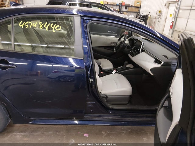 2021 Toyota COROLLA HYBRID LE photo 5
