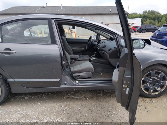 2010 Honda CIVIC LX — фото 5