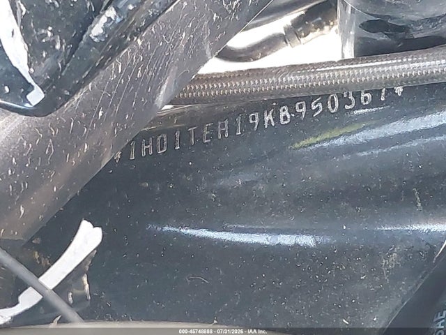 2019 HARLEY-DAVIDSON FLHTKSE 10