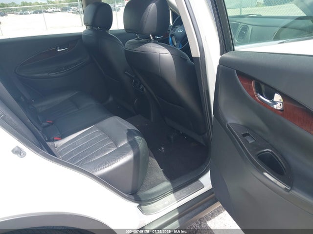 2017 INFINITI QX50 8
