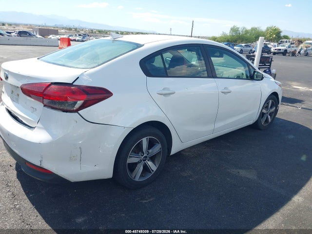 صورة مصغرة 12 لـ 2018 KIA FORTE LX