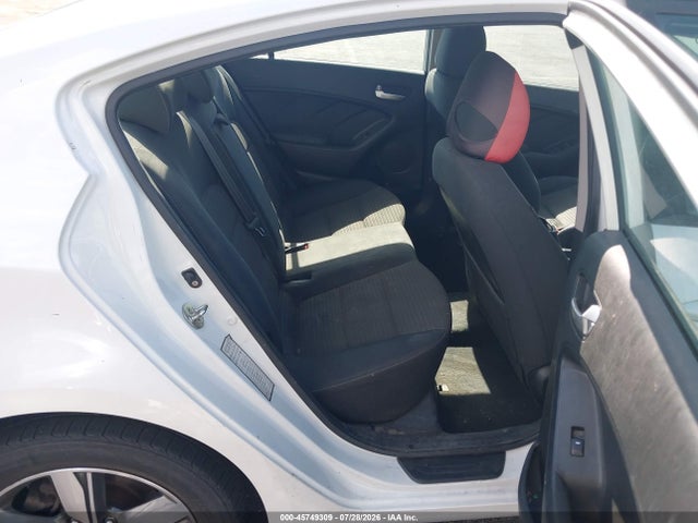صورة 8 لـ 2018 KIA FORTE LX
