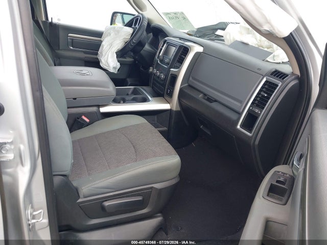 2018 RAM 1500 SLT 4X2 6'4 BOX 5