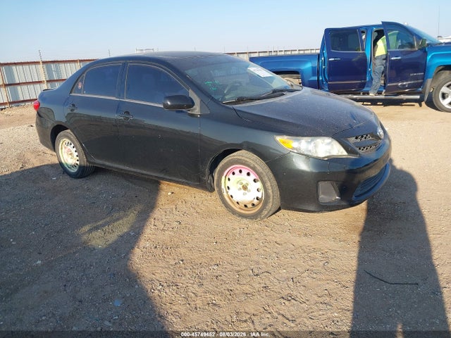 2013 TOYOTA COROLLA LE