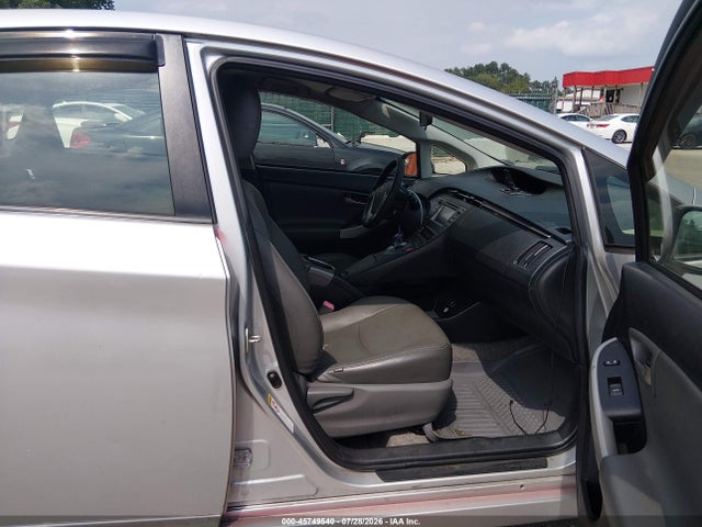 2013 Toyota PRIUS TWO 照片 5