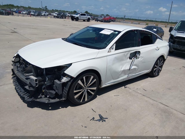 2022 NISSAN ALTIMA SR FWD 2