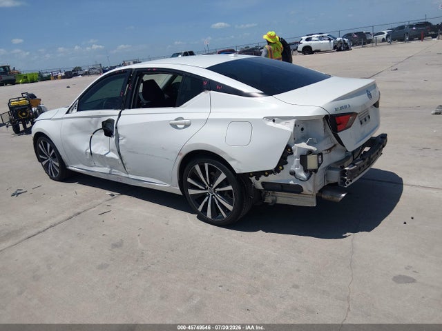2022 NISSAN ALTIMA SR FWD 3