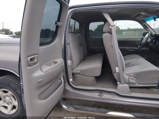 صورة 8 لـ 2002 Toyota TUNDRA SR5 V8